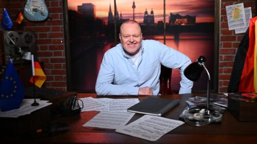 ARD, RTL und Stefan Raab suchen gemeinsam Deutschlands Act für den Eurovision Song Contest in Basel. In mehreren Live-Shows des Vorentscheids wählen Jury und Zuschauer:innen den besten Musik-Act aus.

+++ Die Verwendung des sendungsbezogenen Materials ist nur mit dem Hinweis und Verlinkung auf RTL+ gestattet. +++