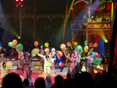 Circus Roncalli: "All for ART for All" überzeugt mit gelungenem Mix in Bremen